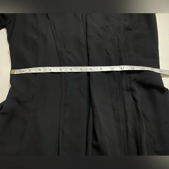 Aritzia Babaton - Flowy Trench Coat - Picture 13 of 15